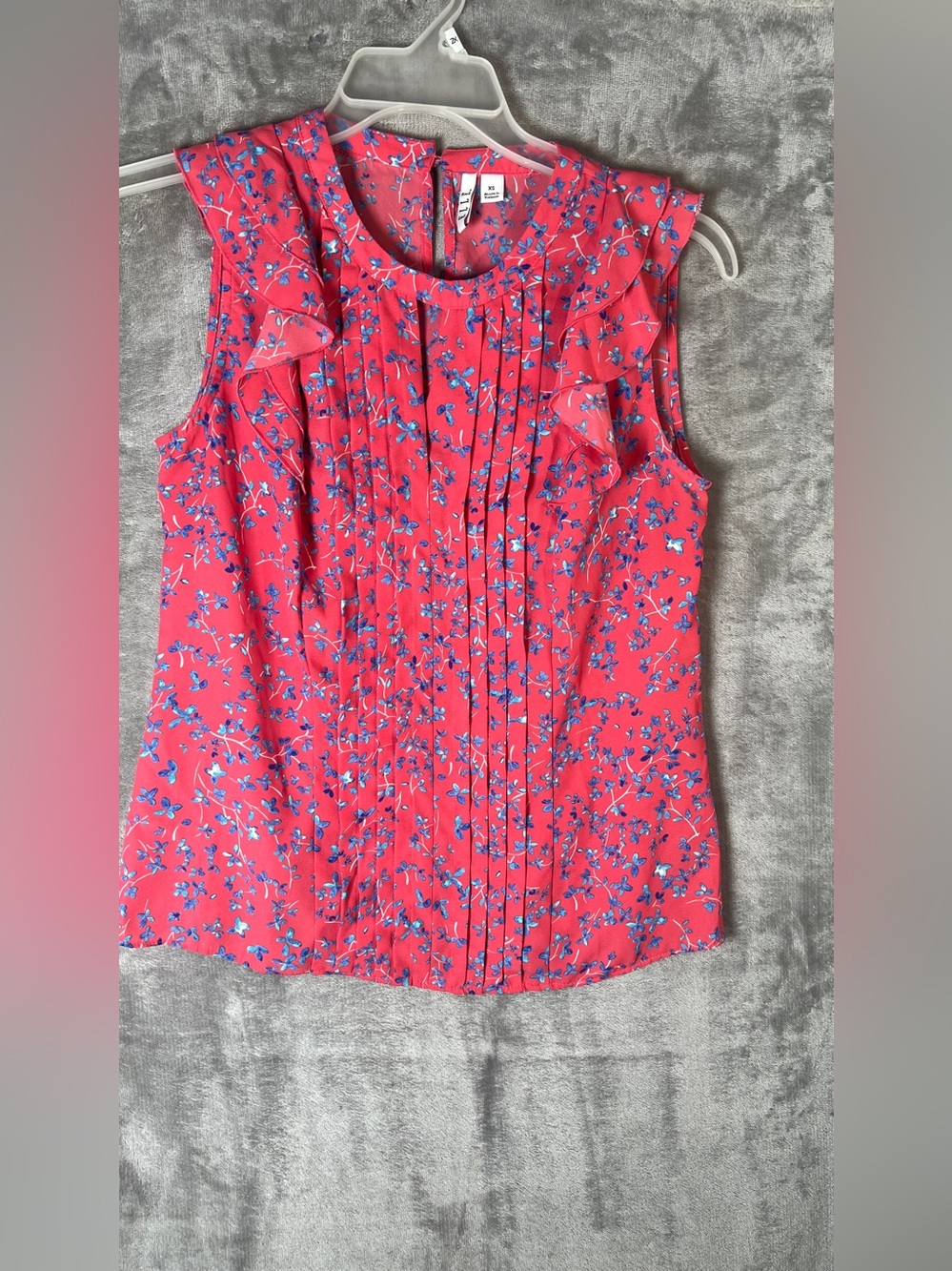 Elle Red-Pink Floral Pintuck Ruffle Camisole